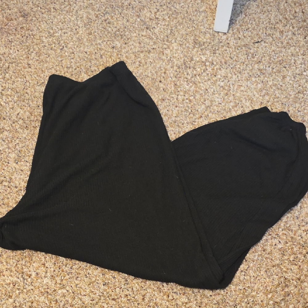 Colsie Black Ribbed Wide-Leg Lounge Pants